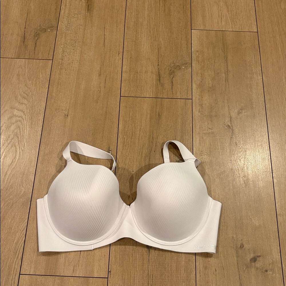 Nautica Bra Size 42D